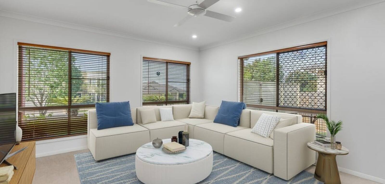 18 Howard St, MIDDLE RIDGE, QLD 4350 AU