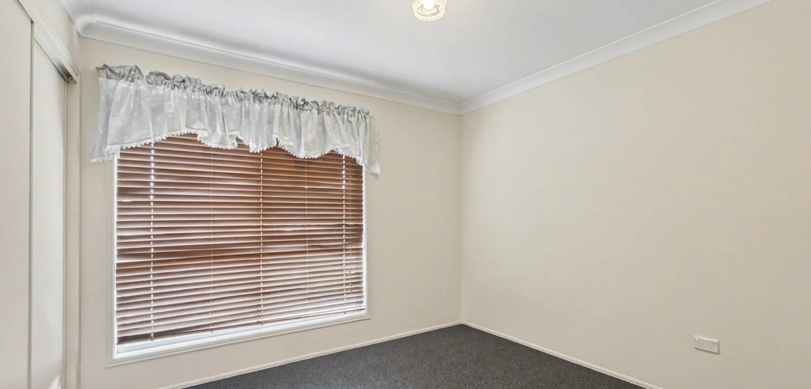 12 Dawson Dr, GATTON, QLD 4343 AU