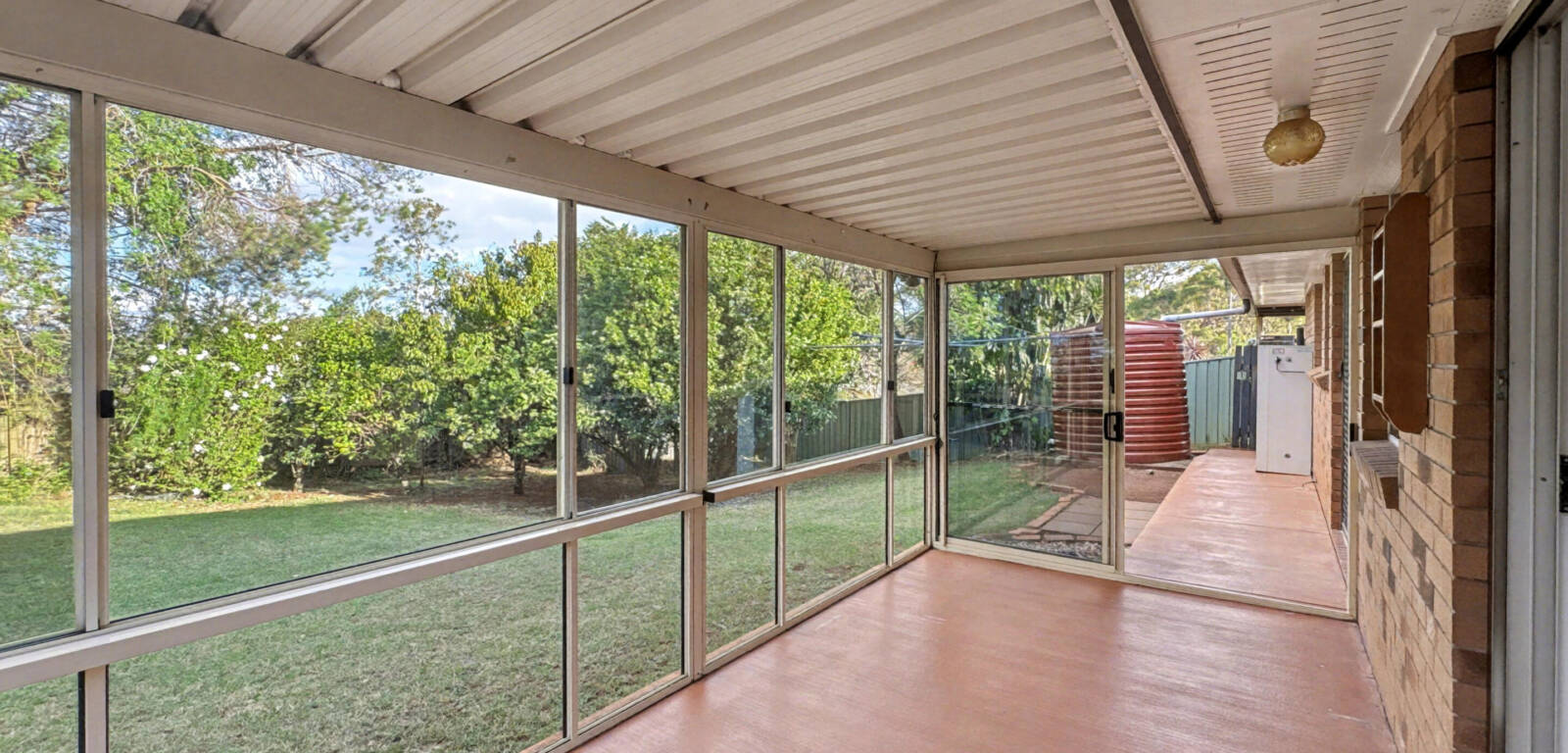 24 Port St, WILSONTON HEIGHTS, QLD 4350 AU