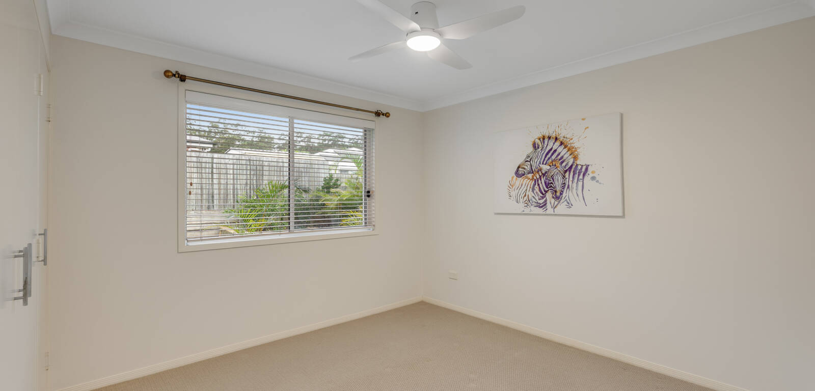 10 Kingfisher St, RANGEVILLE, QLD 4350 AU