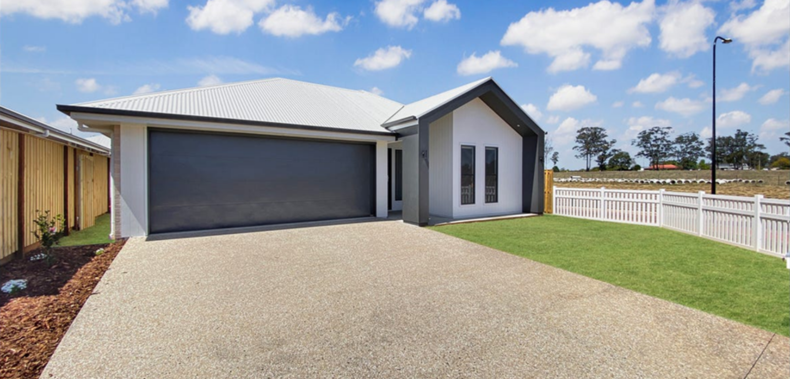 9 Mcdonaugh Dr, HIGHFIELDS, QLD 4352 AU