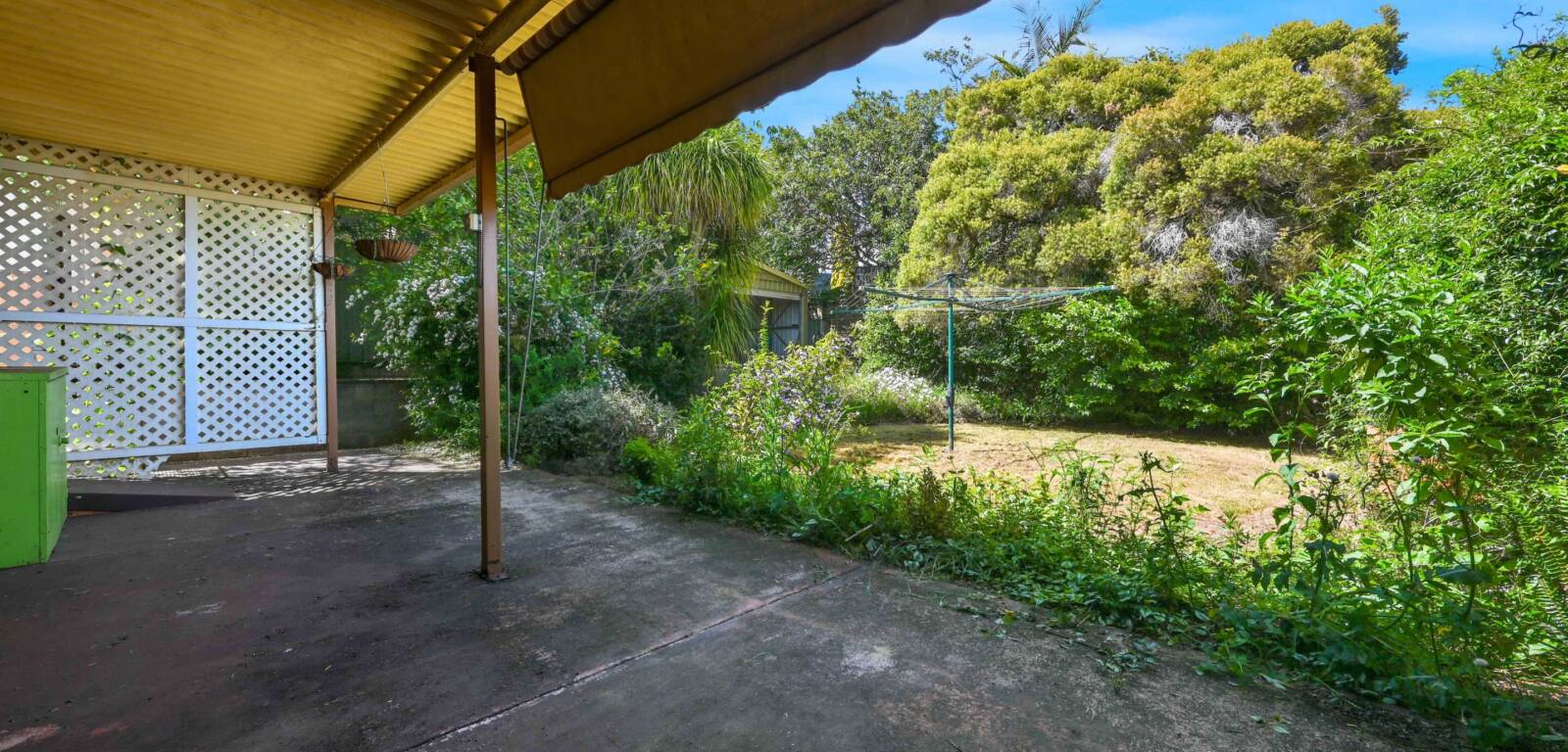 20 Eugenia St, HARLAXTON, QLD 4350 AU