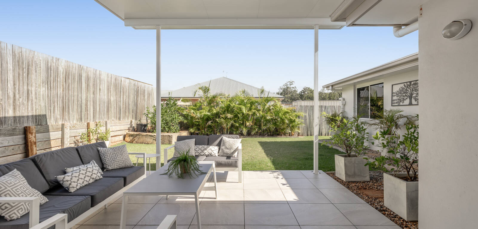 10 Kingfisher St, RANGEVILLE, QLD 4350 AU