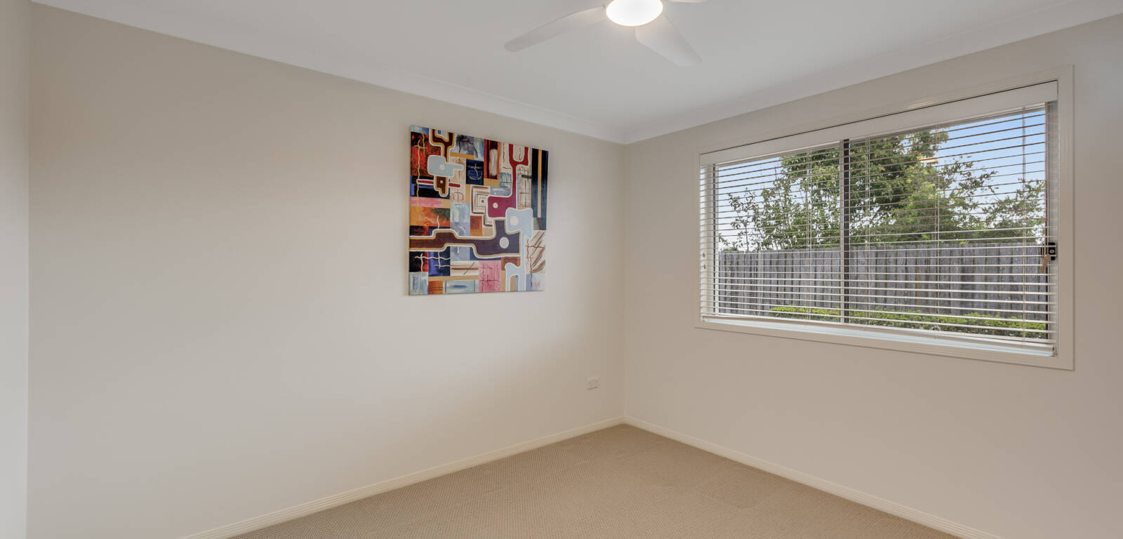 10 Kingfisher St, RANGEVILLE, QLD 4350 AU
