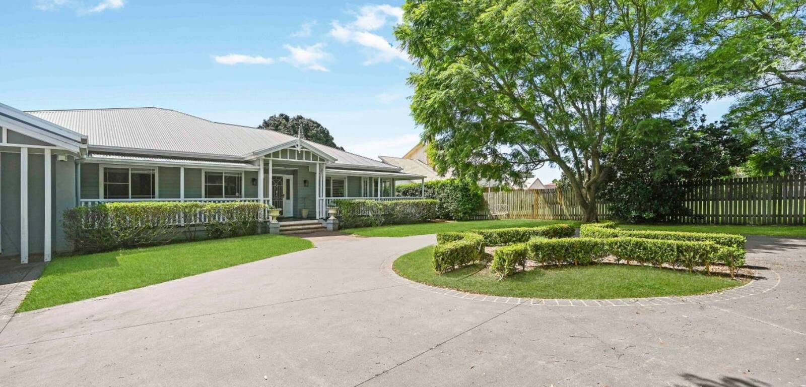 133 Spring St, MIDDLE RIDGE, QLD 4350 AU