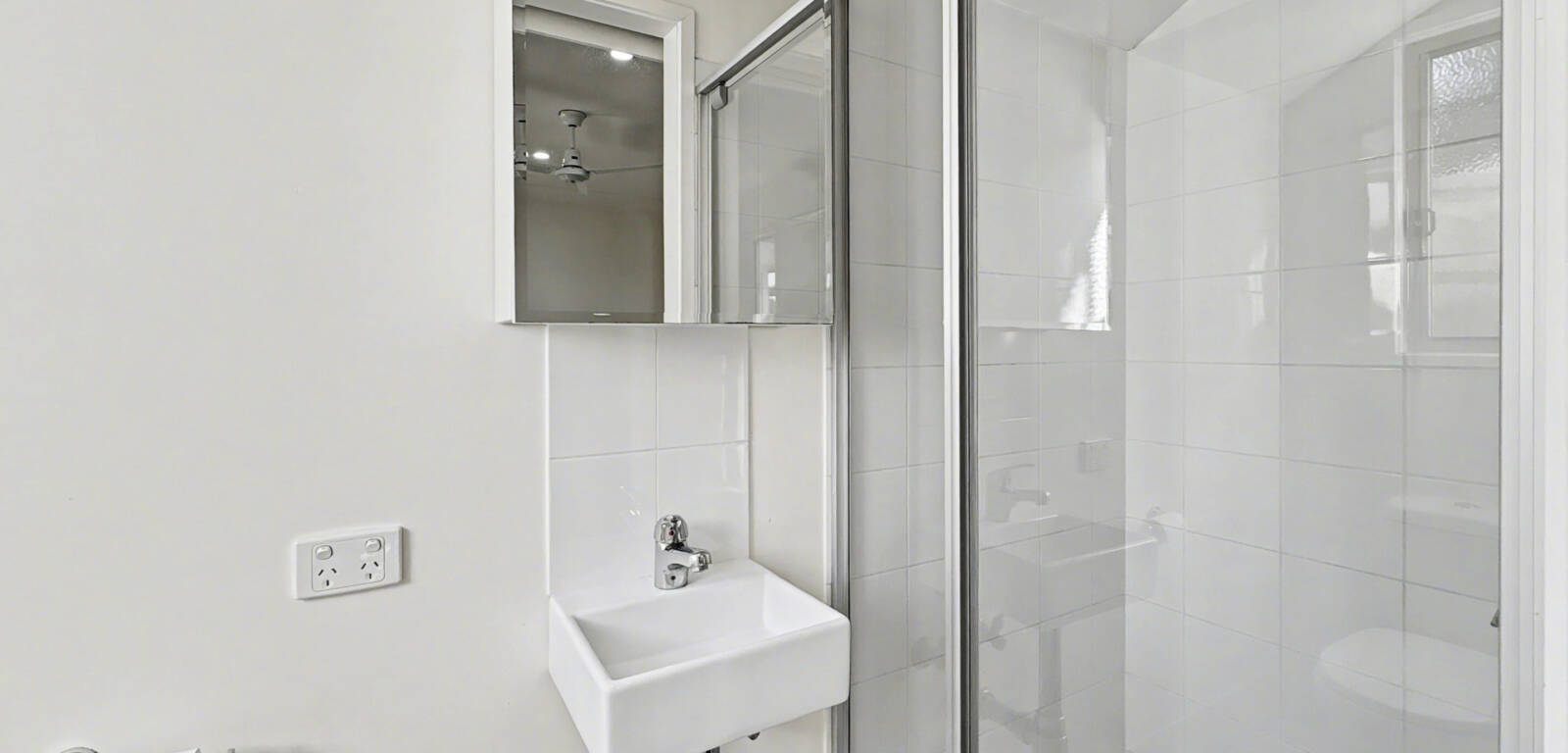 2/98 Main St, WESTBROOK, QLD 4350 AU