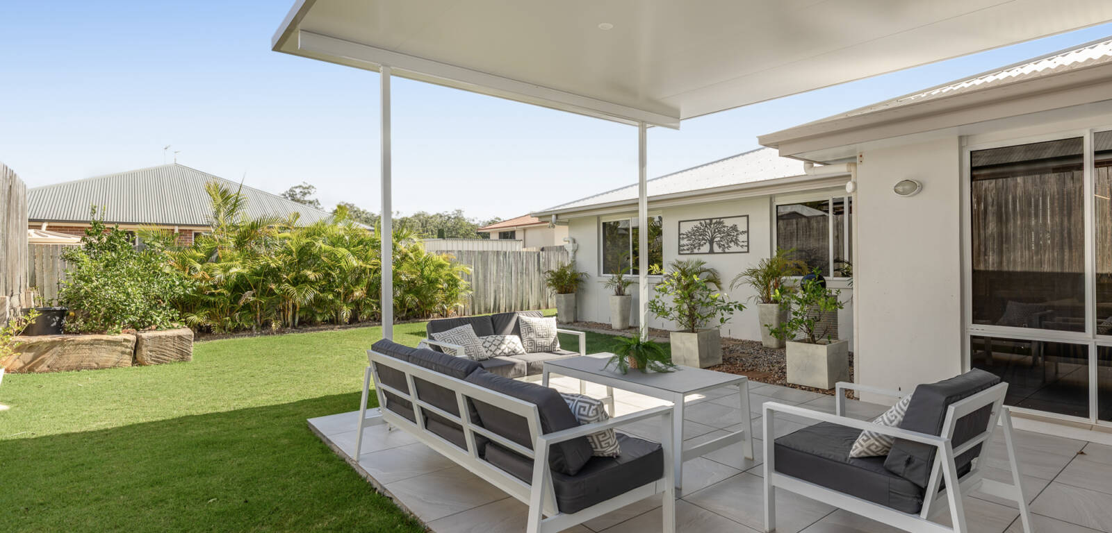 10 Kingfisher St, RANGEVILLE, QLD 4350 AU