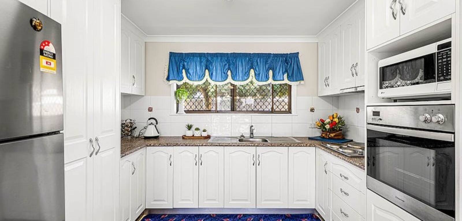 278 Taylor St, GLENVALE, QLD 4350 AU