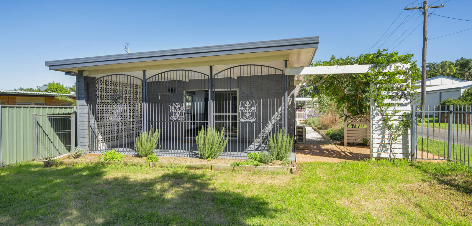 2A Park Ln, TOOWOOMBA CITY, QLD 4350 AU