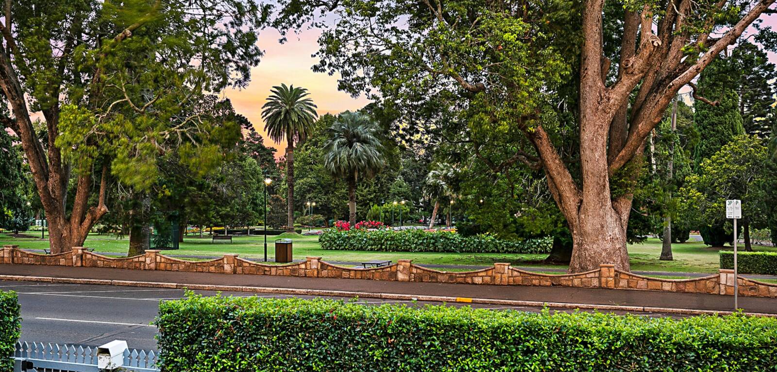 34 Lindsay St, EAST TOOWOOMBA, QLD 4350 AU