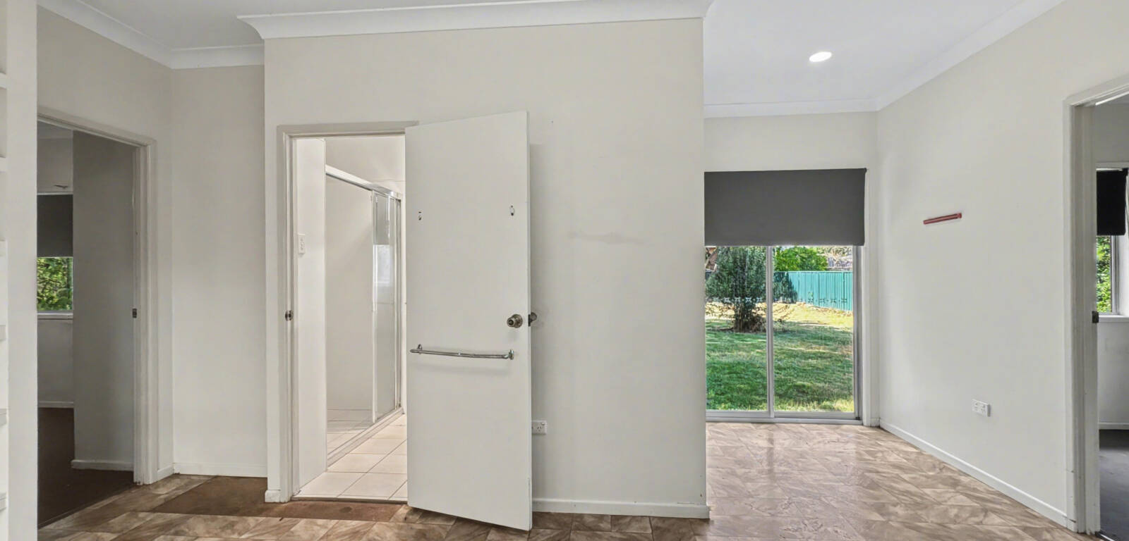 6 Merritt St, HARRISTOWN, QLD 4350 AU