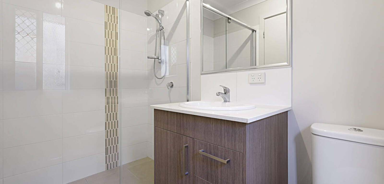 2/34 Carlin St, GLENVALE, QLD 4350 AU