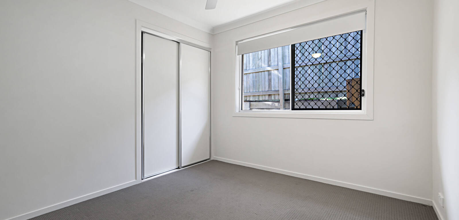 2/34 Carlin St, GLENVALE, QLD 4350 AU