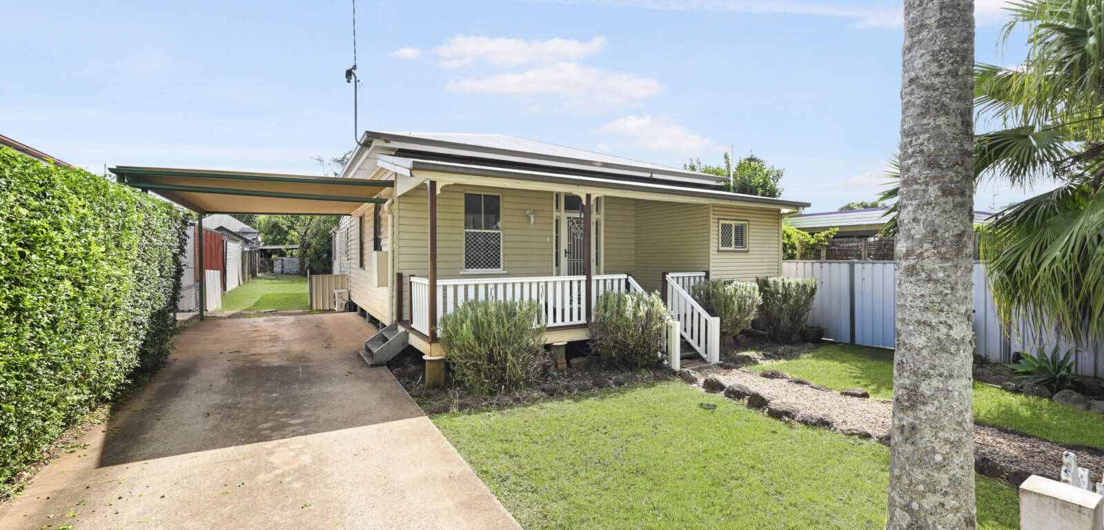 86 Taylor St, NEWTOWN, QLD 4350 AU