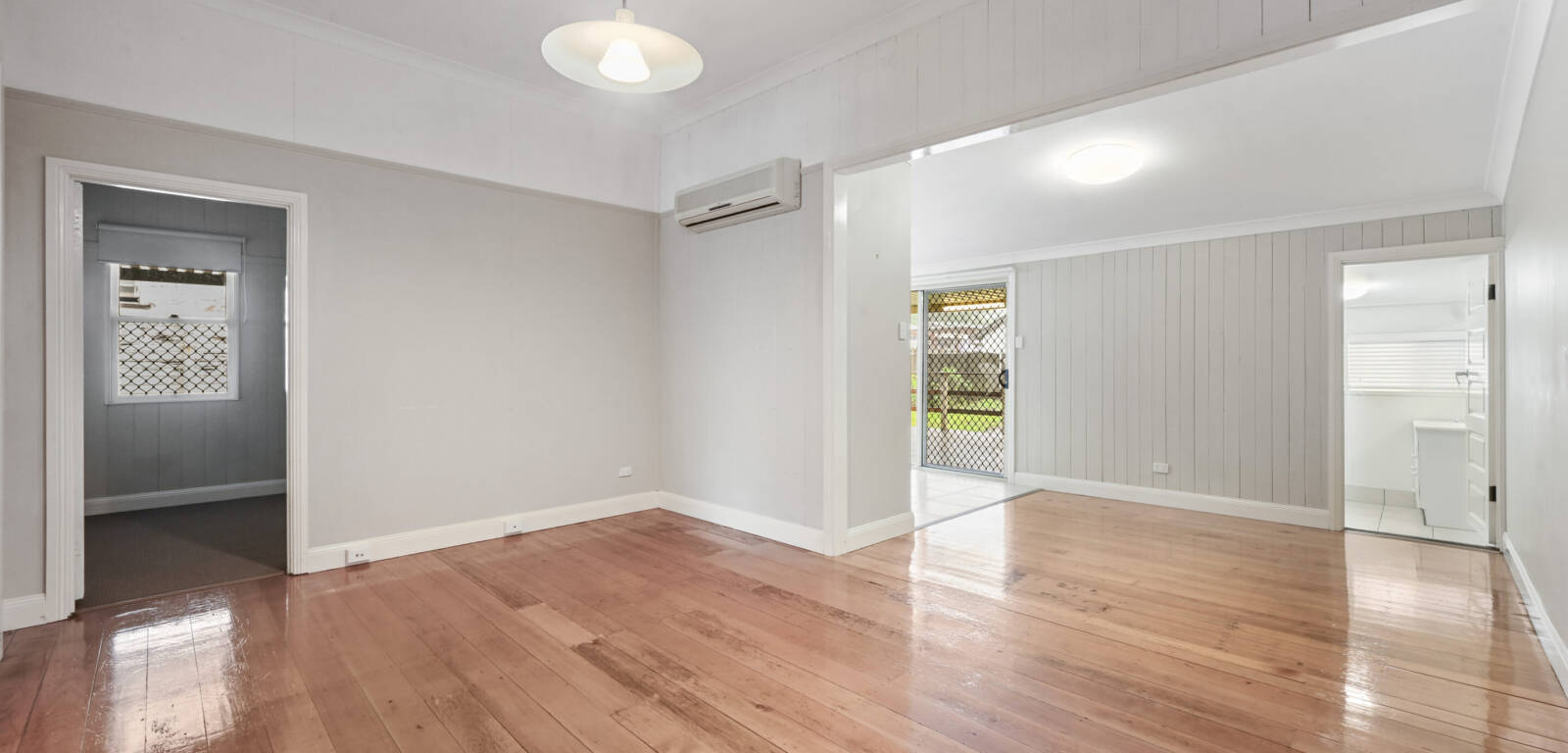 86 Taylor St, NEWTOWN, QLD 4350 AU