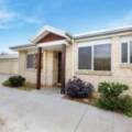 2/3 Jewell St, CENTENARY HEIGHTS, QLD 4350 AU