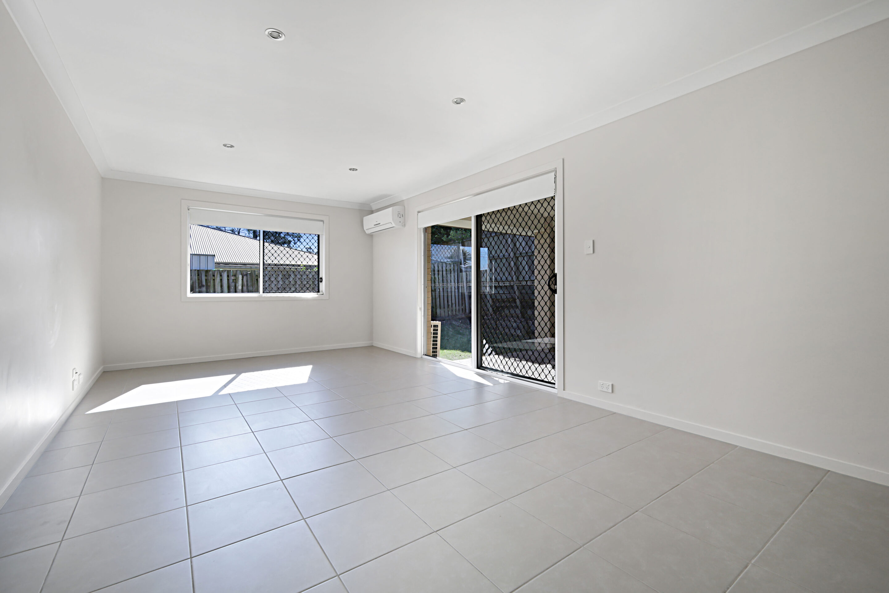 2/34 Carlin St, GLENVALE, QLD 4350, Glenvale - Thumbnail 8