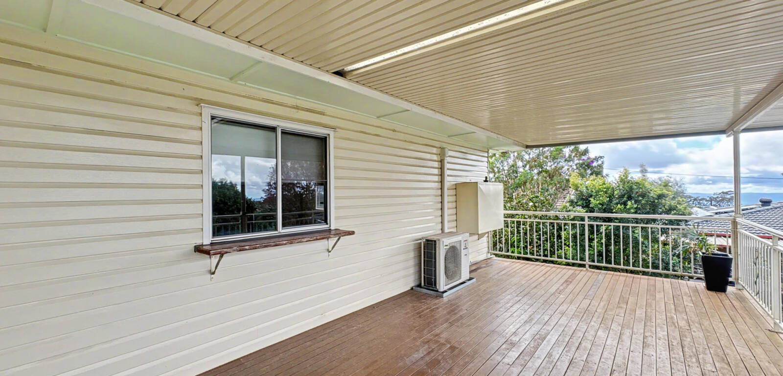 2 Alfred St, MOUNT LOFTY, QLD 4350 AU