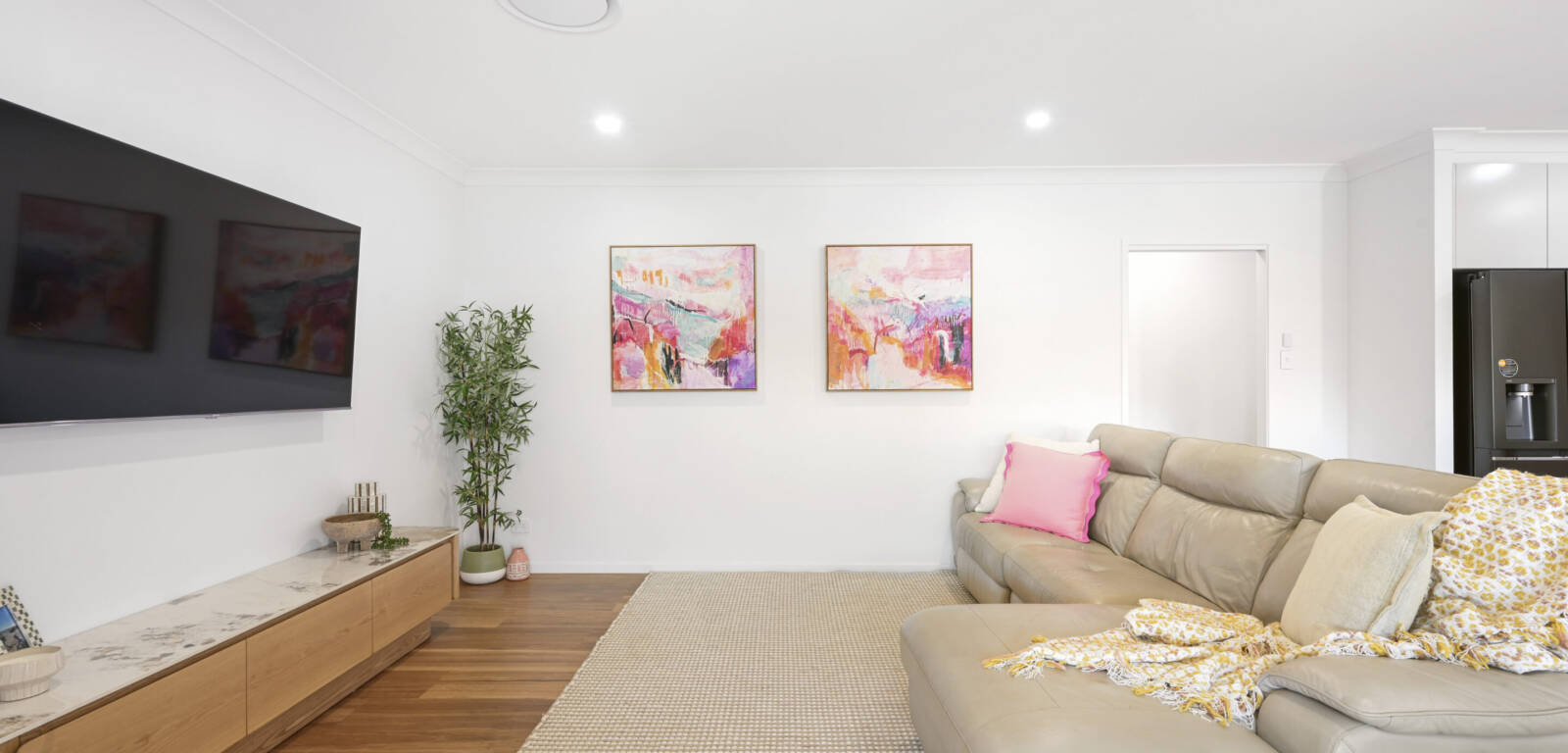 14 Kuwong Street, HIGHFIELDS, QLD 4352 AU