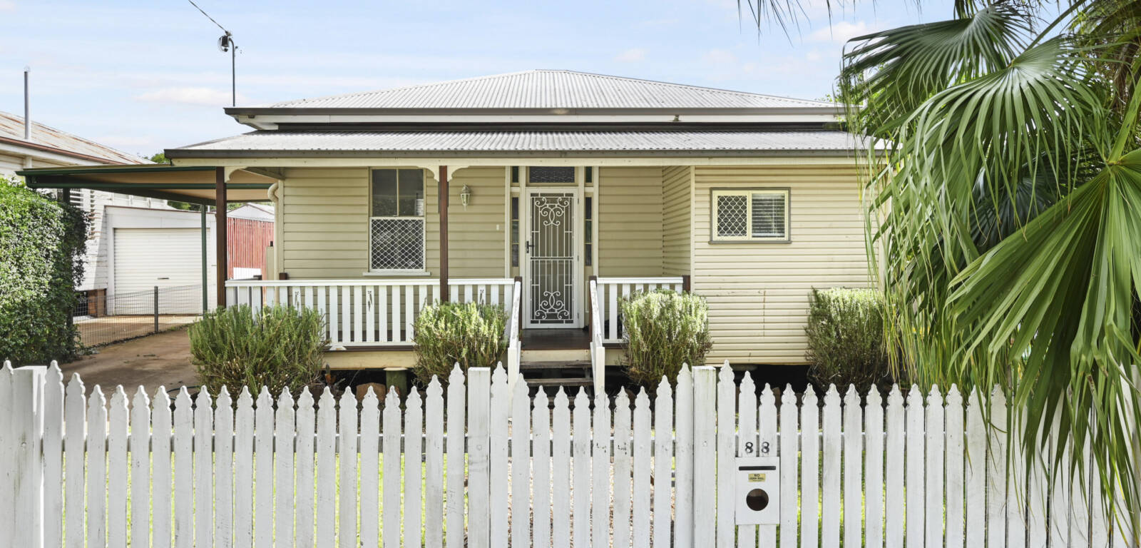 86 Taylor St, NEWTOWN, QLD 4350 AU