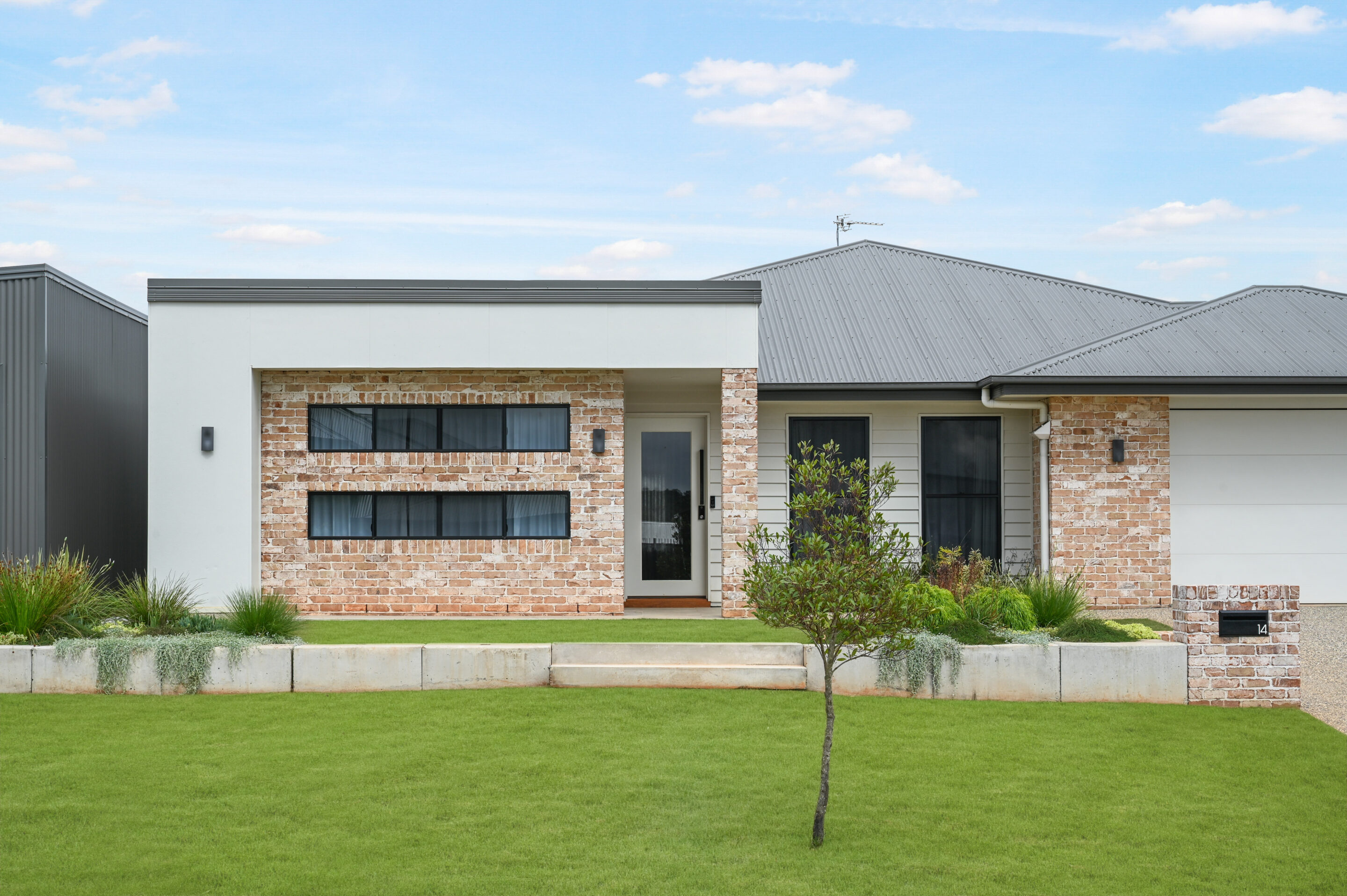 14 Kuwong Street, HIGHFIELDS, QLD 4352, Highfields - Thumbnail 2