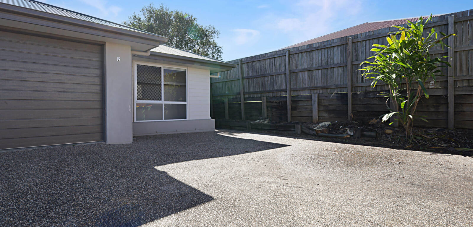 2/34 Carlin St, GLENVALE, QLD 4350 AU