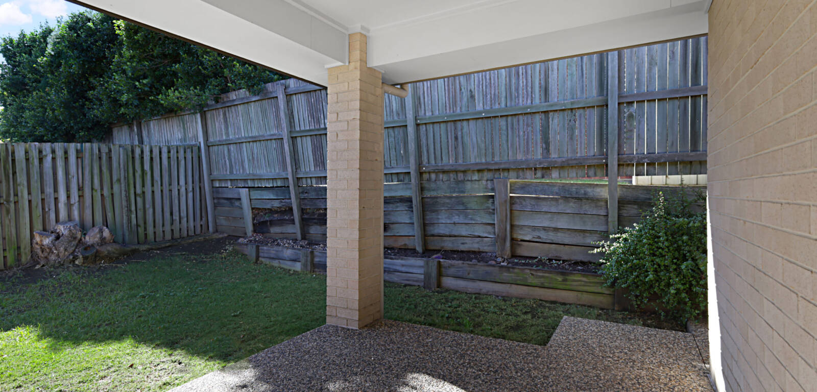2/34 Carlin St, GLENVALE, QLD 4350 AU