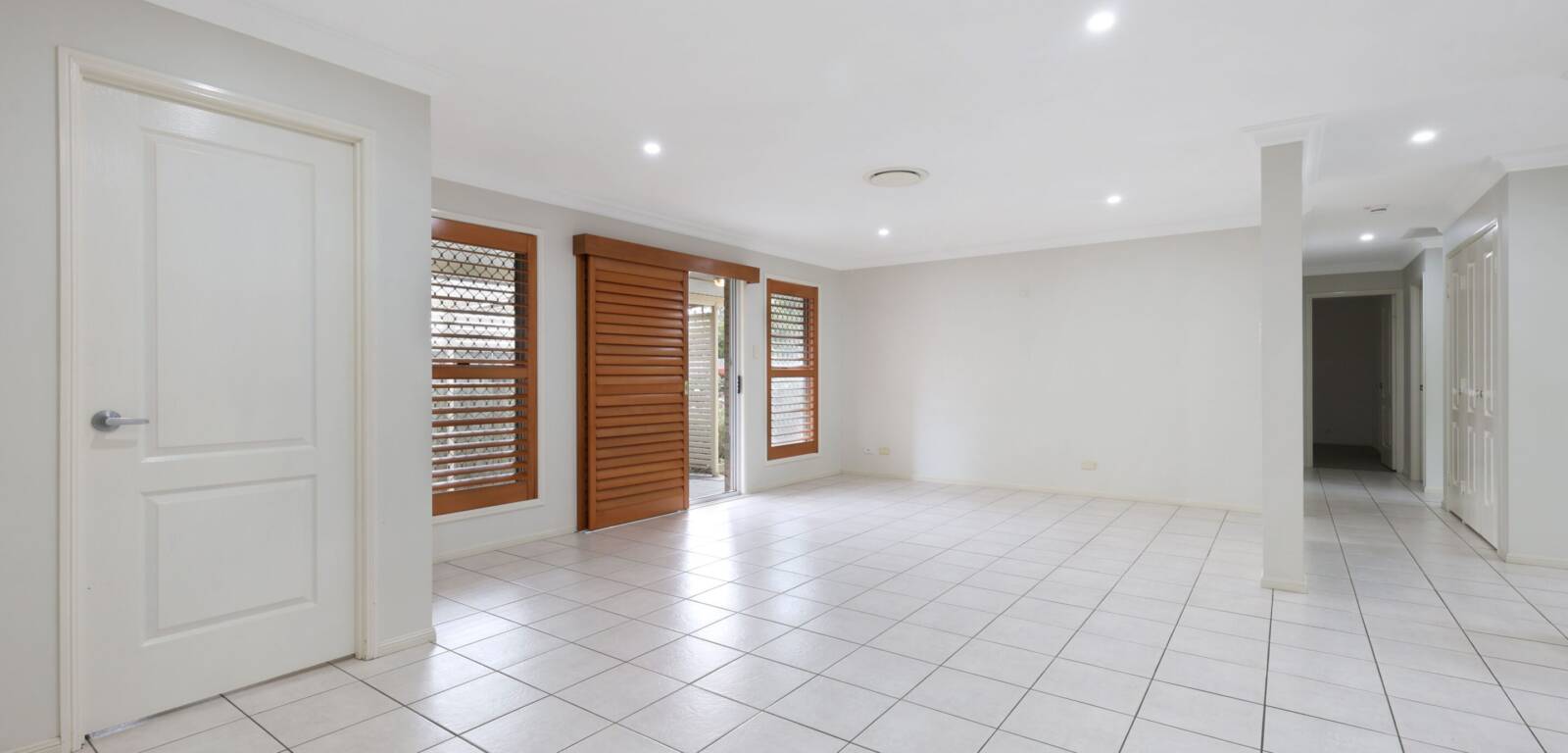 2/3 Jewell St, CENTENARY HEIGHTS, QLD 4350 AU