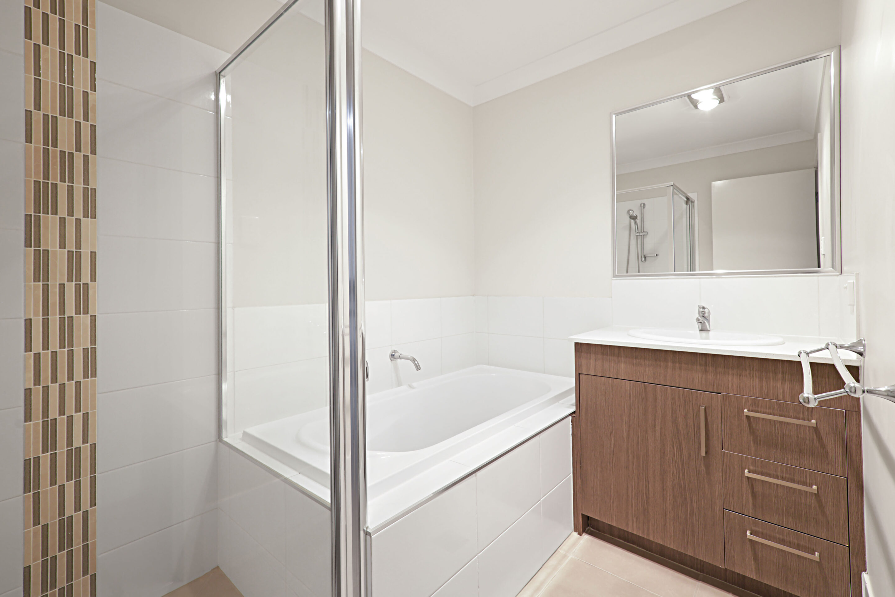 2/34 Carlin St, GLENVALE, QLD 4350, Glenvale - Thumbnail 3