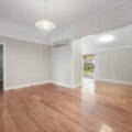 86 Taylor St, NEWTOWN, QLD 4350 AU