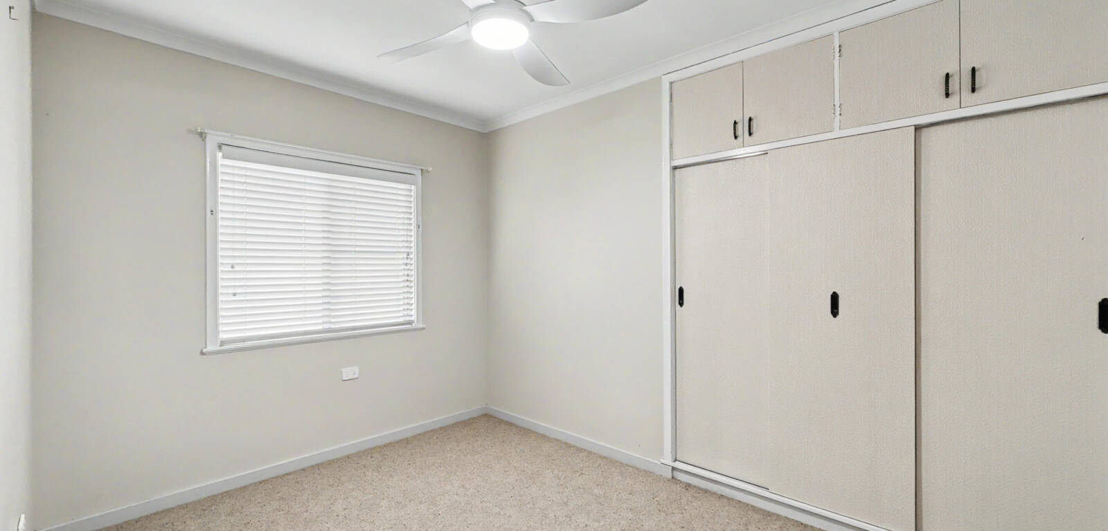 2 Alfred St, MOUNT LOFTY, QLD 4350 AU