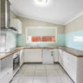 86 Taylor St, NEWTOWN, QLD 4350 AU