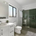 1/18 Whichello St, NEWTOWN, QLD 4350 AU