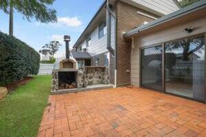 5 Talinga St, MOUNT LOFTY, QLD 4350 AU