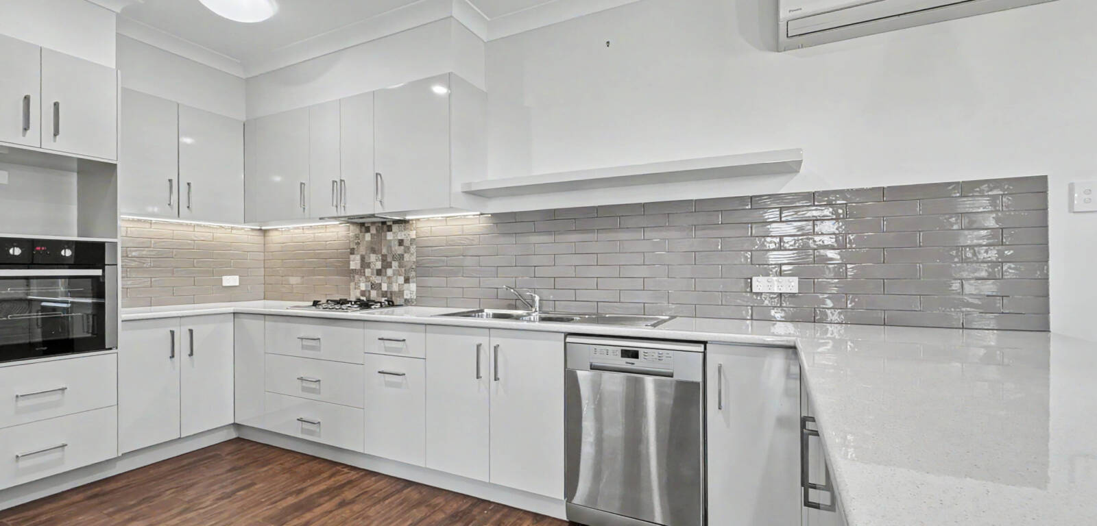 13 Bradys Rd, HIGHFIELDS, QLD 4352 AU
