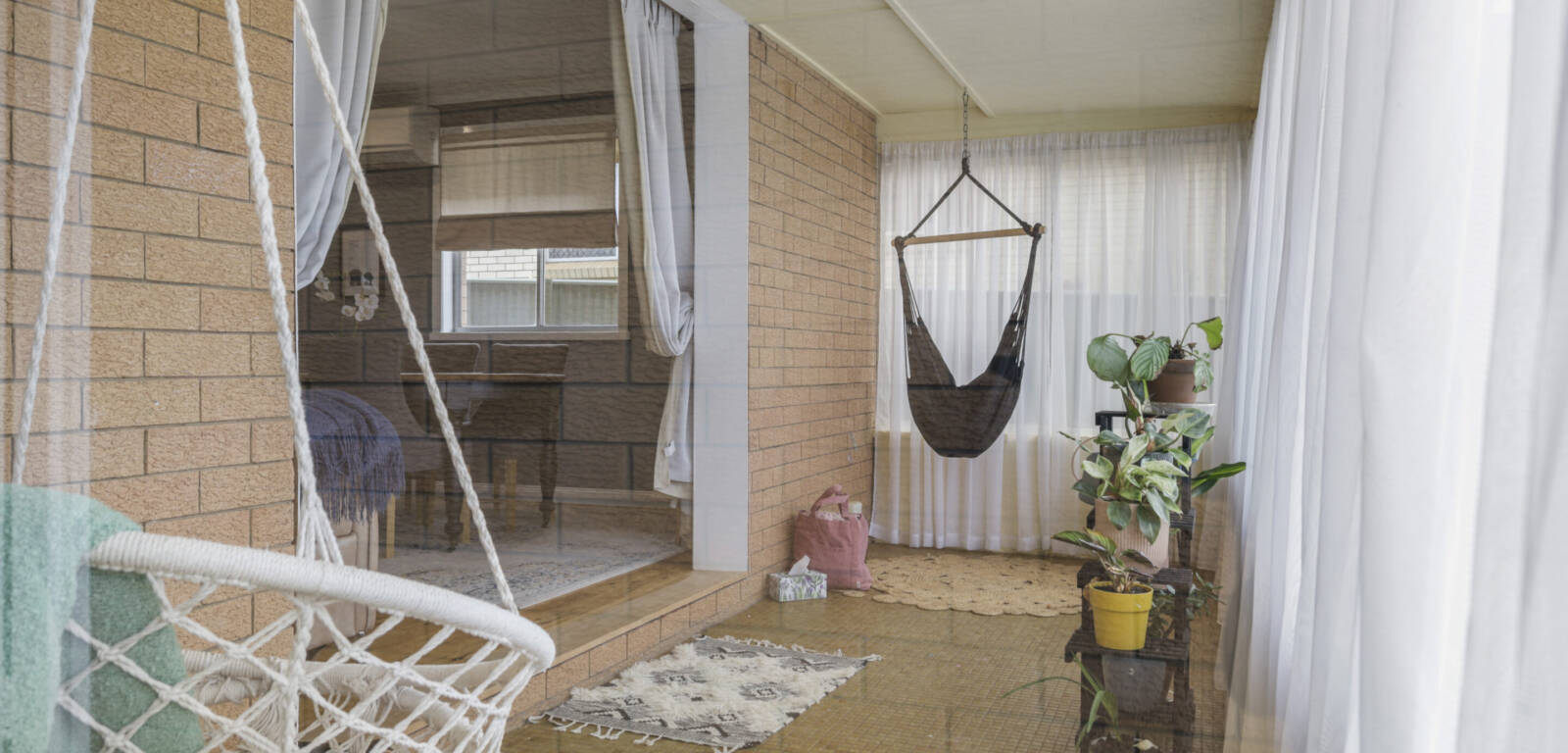 8 Flinders Street, CENTENARY HEIGHTS, QLD 4350 AU