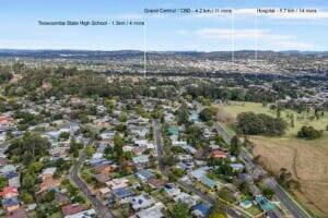 5 Talinga St, MOUNT LOFTY, QLD 4350 AU