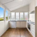118 Stuart St, MOUNT LOFTY, QLD 4350 AU