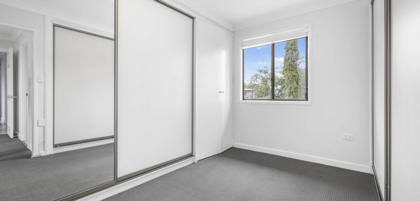5 Talinga St, MOUNT LOFTY, QLD 4350 AU