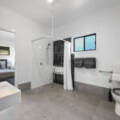 1/18 Whichello St, NEWTOWN, QLD 4350 AU