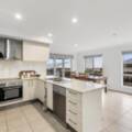 12 Breanna St, COTSWOLD HILLS, QLD 4350 AU