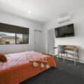 1/18 Whichello St, NEWTOWN, QLD 4350 AU