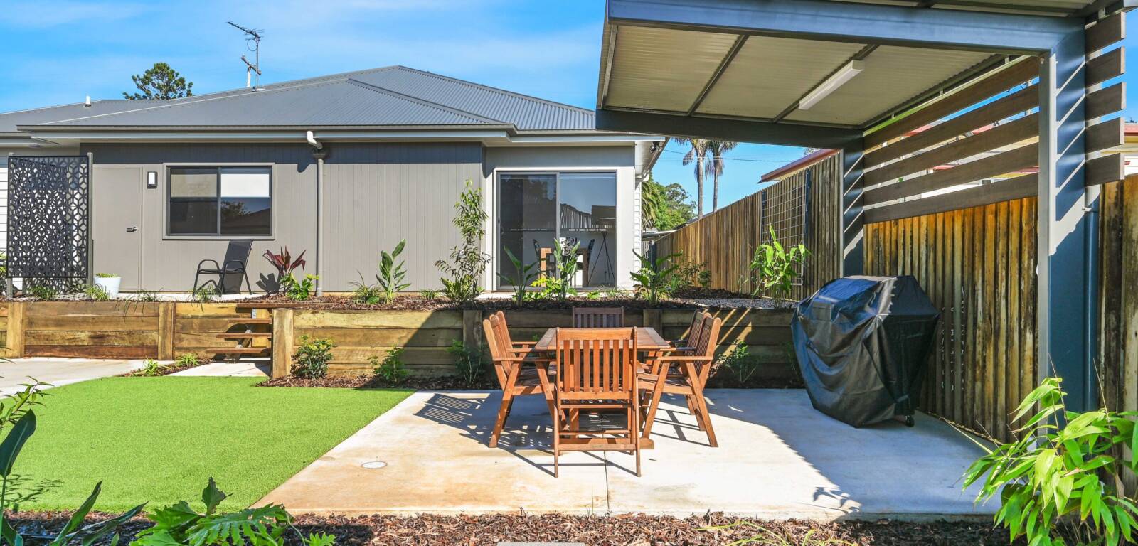 1/18 Whichello St, NEWTOWN, QLD 4350 AU