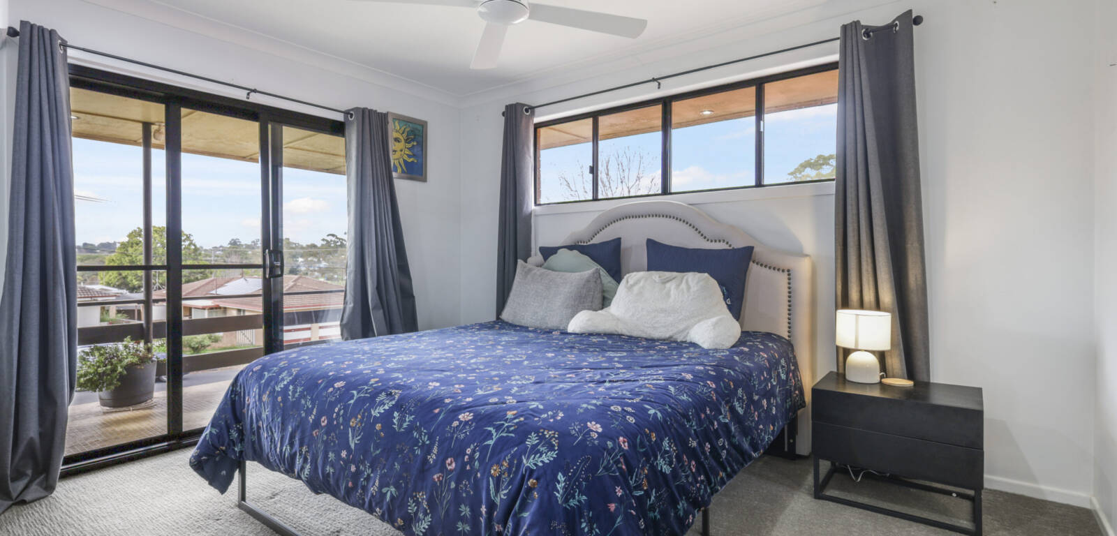 8 Flinders Street, CENTENARY HEIGHTS, QLD 4350 AU
