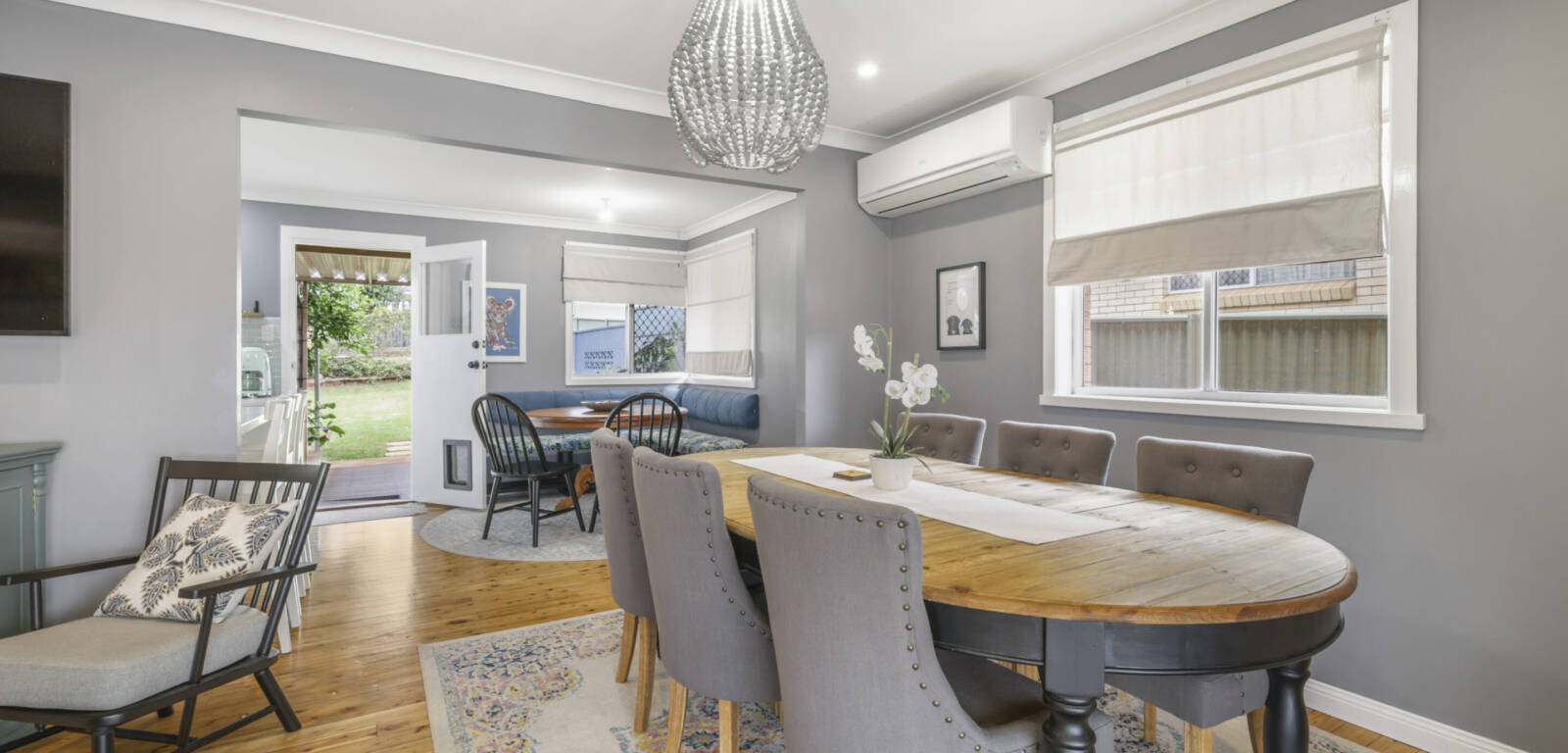 8 Flinders Street, CENTENARY HEIGHTS, QLD 4350 AU