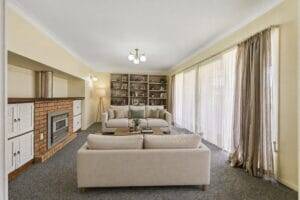 39 Wentworth Street, CENTENARY HEIGHTS, QLD 4350 AU