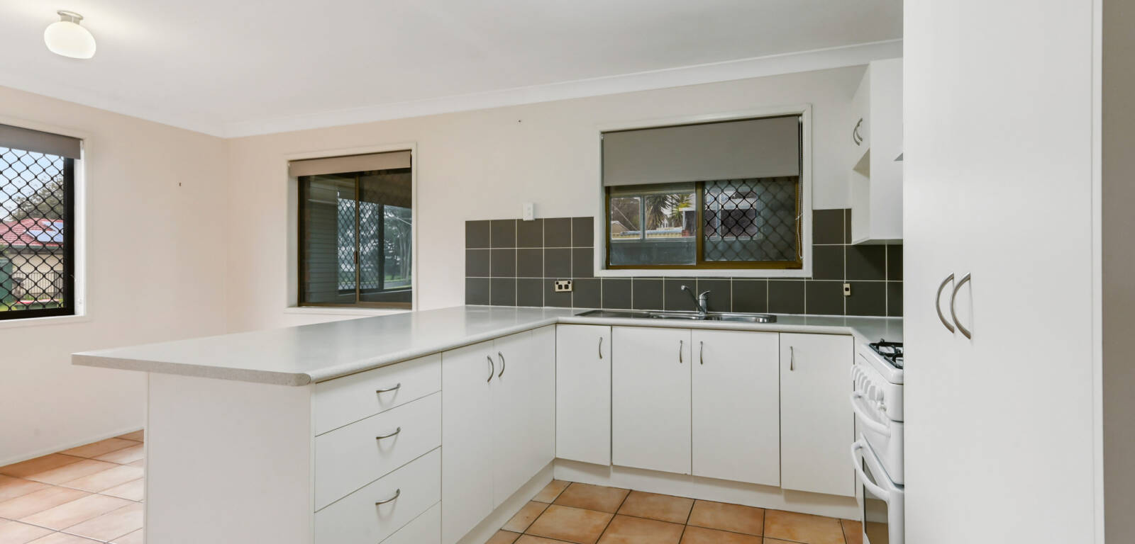 1 Sherry St, WILSONTON HEIGHTS, QLD 4350 AU