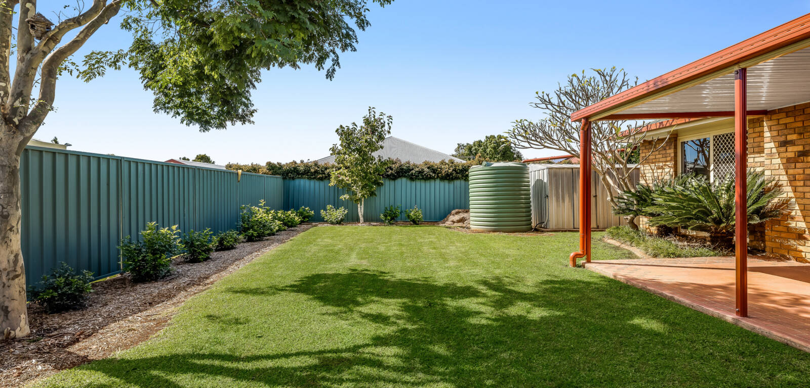 14 Gerbera Ct, MIDDLE RIDGE, QLD 4350 AU