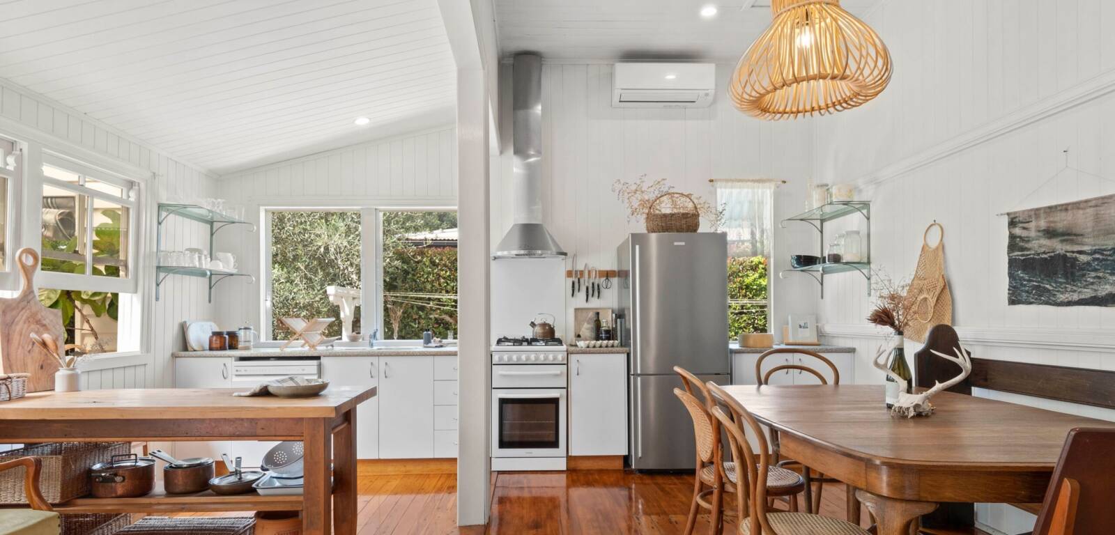 157 Bridge St, NORTH TOOWOOMBA, QLD 4350 AU