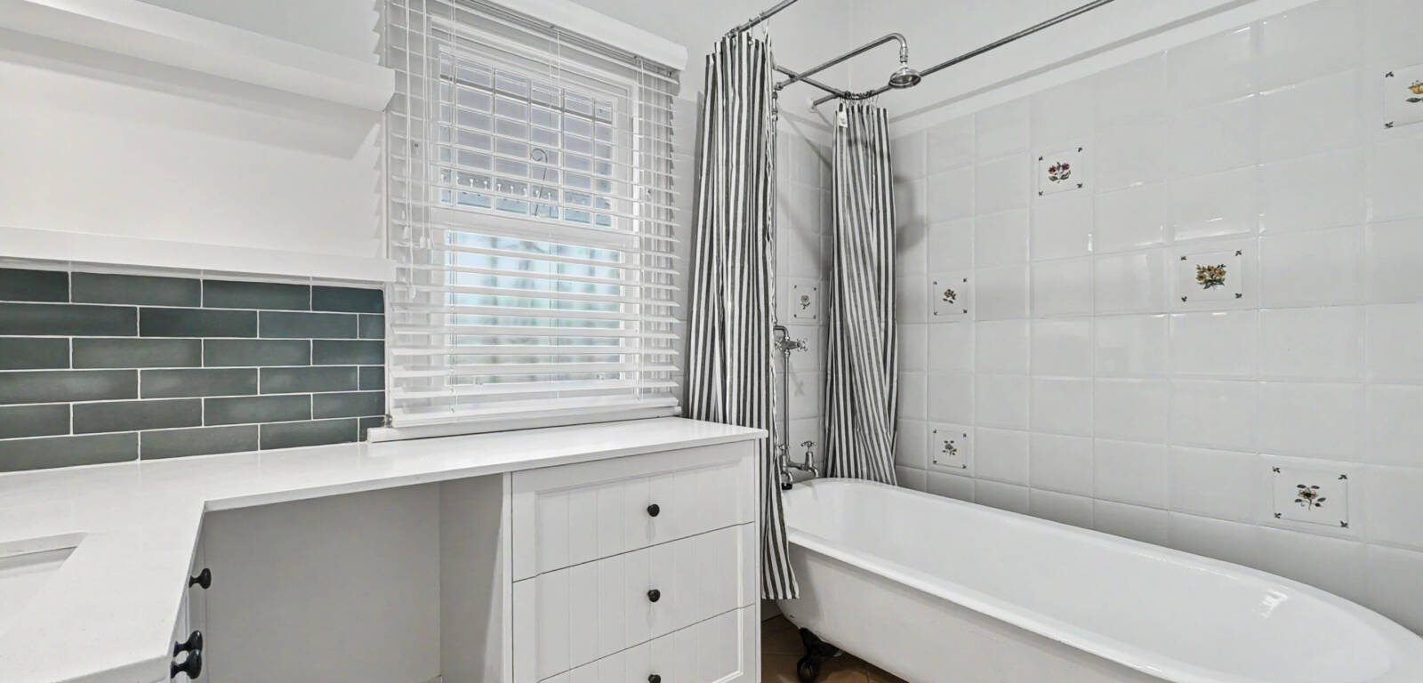 174 Russell St, NEWTOWN, QLD 4350 AU